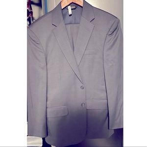 Jos. A Bank - Traveler’s Collection - Tailored Fit - Navy Blue